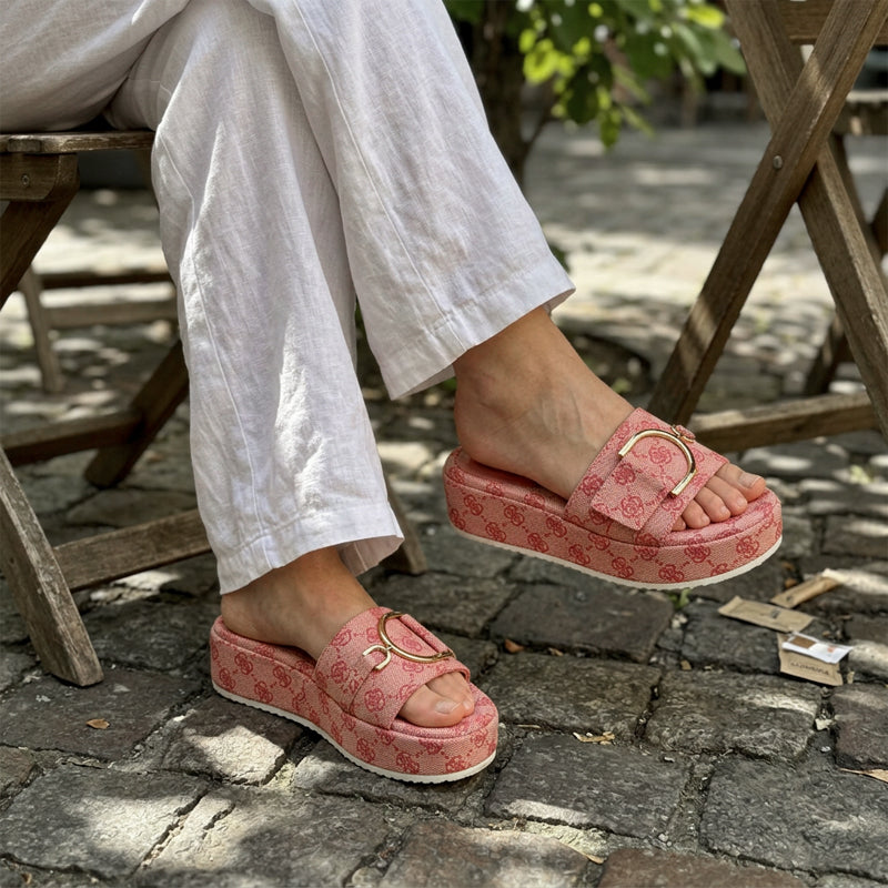 👡 Stílusos geometrikus slip-on szandál – szőtt textúra, arany díszítés, utánvéttel