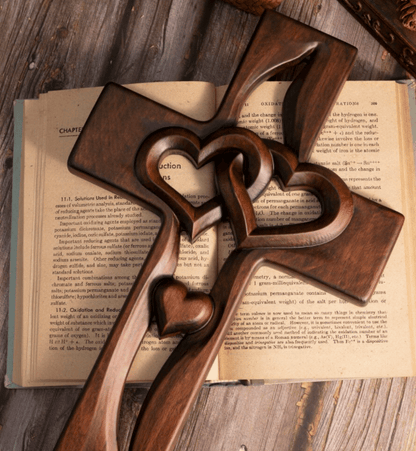 Összefonódó szívek fa kereszt♥ - Családi áldások 🕊️