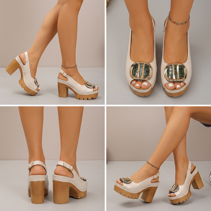 ✨ Csatós, ferde sarkú szandál | A szekrényed elegáns darabja 👡 Az elegáns ferde sarok és az állítható csat köszönhetően magasabbnak tűnsz, miközben a lábad nem fárad el. Munkahelyre és randira egyaránt viselheted: szoknyához viselve lágy, nőies hatá