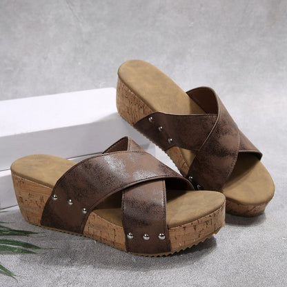 💖 Női keresztpántos szandál vastag sarkkal – Divatos, kényelmes👡✨🏖️