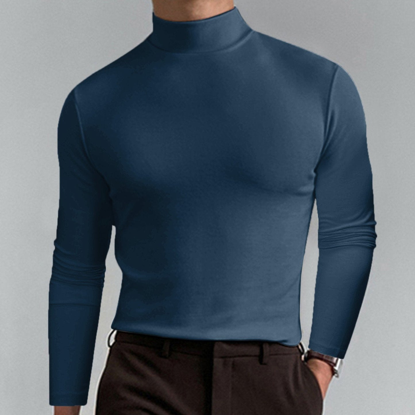 👕 60% KEDVEZMÉNY MOST! ✨ Férfi magas nyakú, karcsúsított póló – rugalmas és lélegző anyag, modern stílus edzőtermi vagy alkalmi viselethez 🏃‍♂️📦