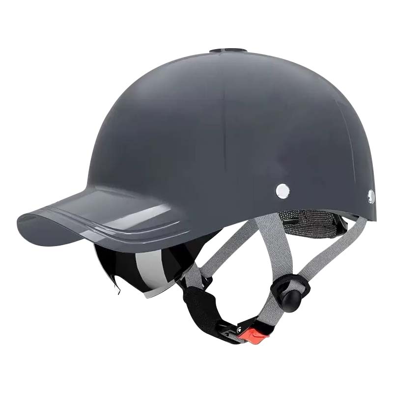 🔥 Baseball sapka stílusú motoros sisak – Védelem, ami úgy néz ki, mint egy utcai kiegészítő! 🏍️🧢