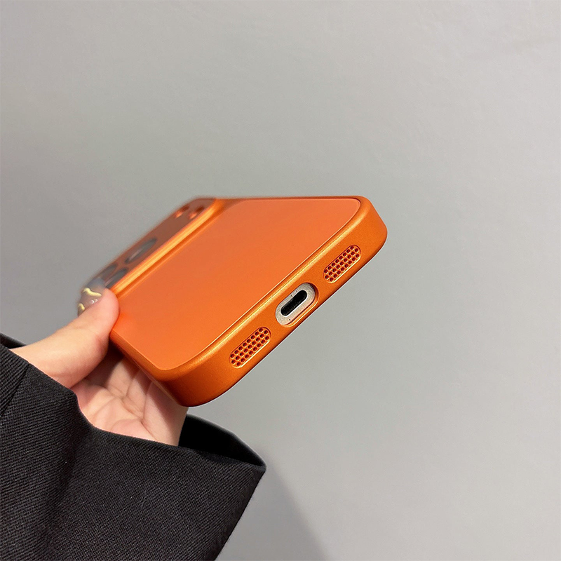 Teljes lefedettségű, matt bevonatú, leesésgátló telefontok