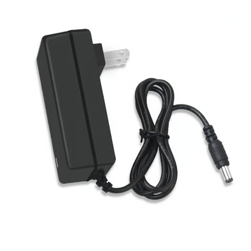 🔌 Intelligens 4-utas lítium-ion töltő – Automatikus felismerés, túltöltés-védelem, USB/hálózati opciók. Minden akkumulátorod biztonságban!