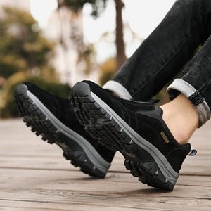 👞 Csúszásmentes férfi túracipő｜Szélsebesen halad, de biztosan áll a talajon!
