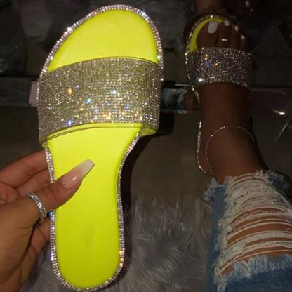 ✨ Női csillogó strasszos lapos szandál – Kényelem és ragyogás egyben! 👡💎