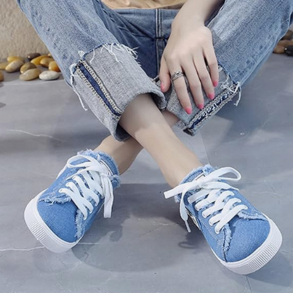 👟☀️ Női farmer slip-on papucs – Kényelmes talp, laza stílus. Nyárra készülve! 🥰