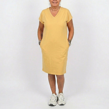 👗 Női alkalmi V-nyakú rövid ujjú pólóruha – sportos elegancia minden napra